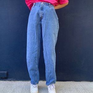 Vintage 90s Levi’s high-waisted 560 jeans